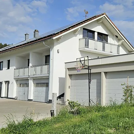 Bluetenlodge Allgaeu - Falken Appartamento Stiefenhofen